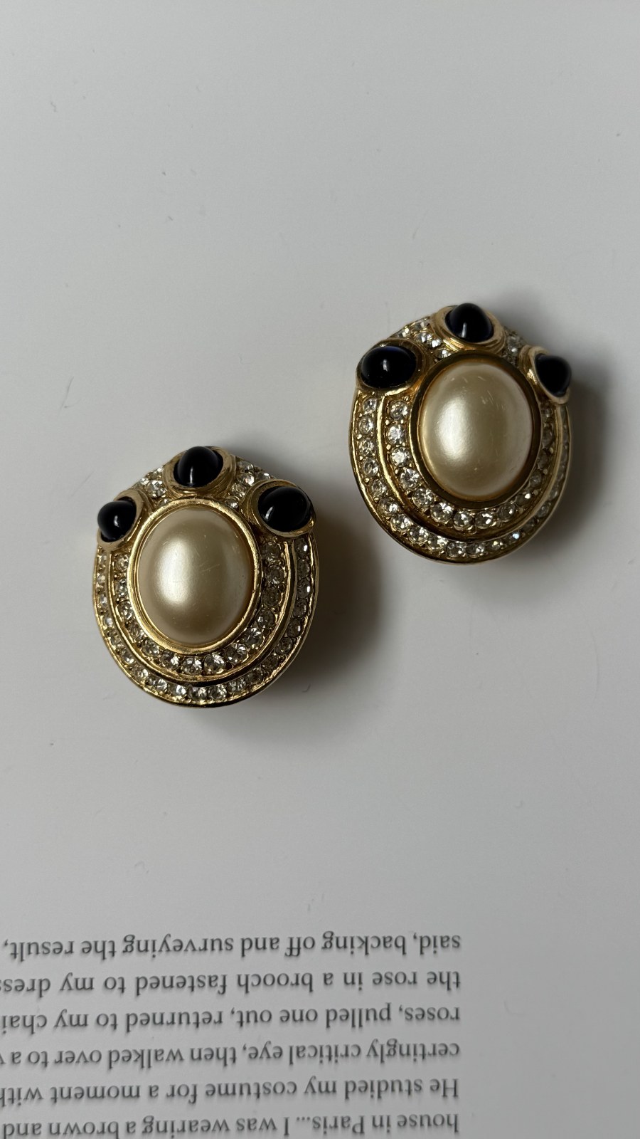 Vintage CINER Signed Gold-Tone Clip Earrings — Faux Mabe Pearl, Sapphire Cabochons & Pavé Crystal Rhinestones, 1980s Hollywood Regency view 3